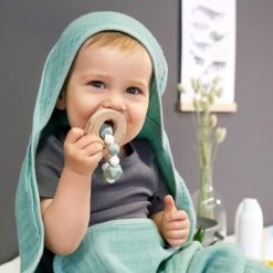 Lässig Greif- & Beißring aus Holz mit Silikonkette - Little Chums Cat 10 Lässig Greif- & Beißring aus Holz mit Silikonkette - Little Chums Cat -Wickeln Verkaufsladen lassig greif beissring aus holz mit silikonkette little chums cat 1313006108 d4